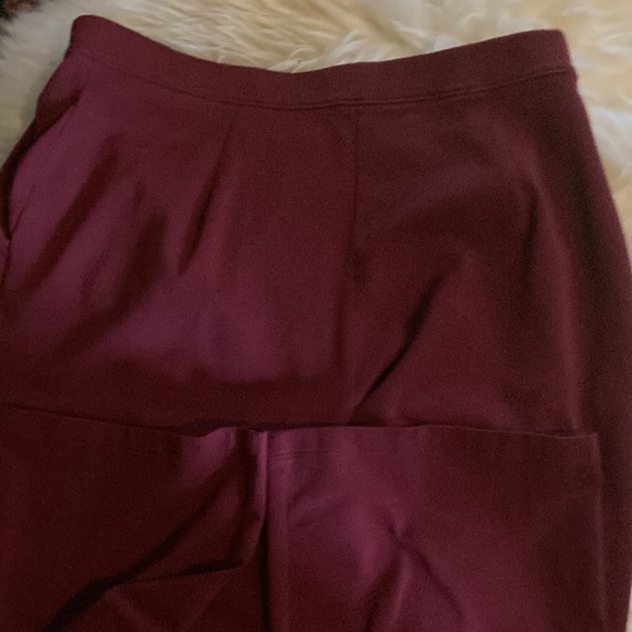 LL Bean perfect fit pants medium petite - Picture 3 of 5